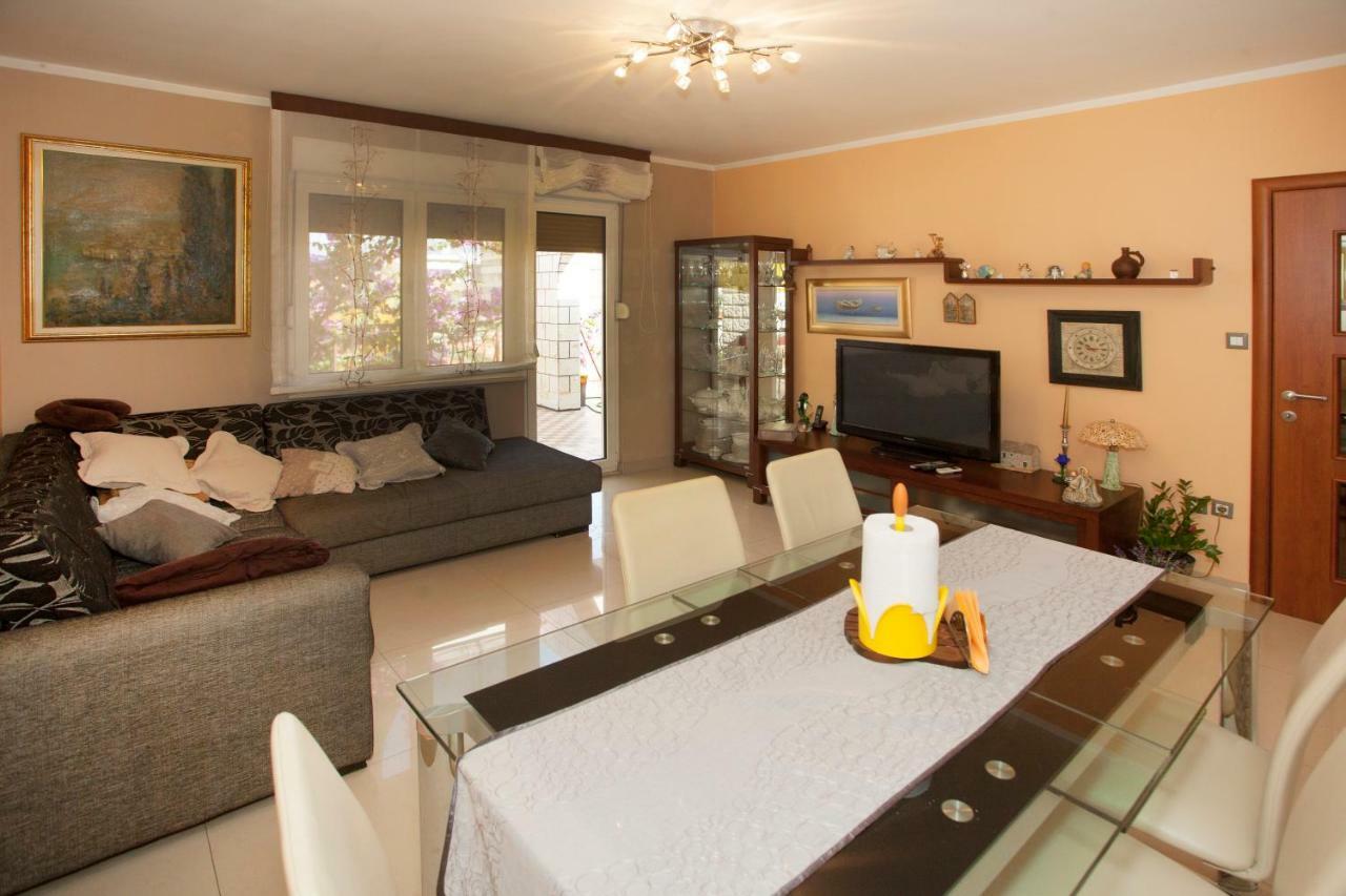 Apartment Dolores Сплит Экстерьер фото